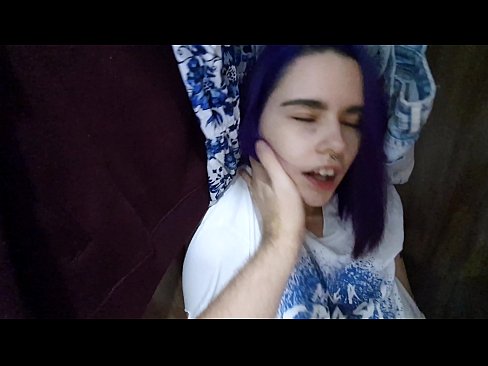 ❤️ Fant min søster i skapet og hjalp henne med å komme ❤️❌ Sexvideo på porno no.pornfuror.ru ️❤